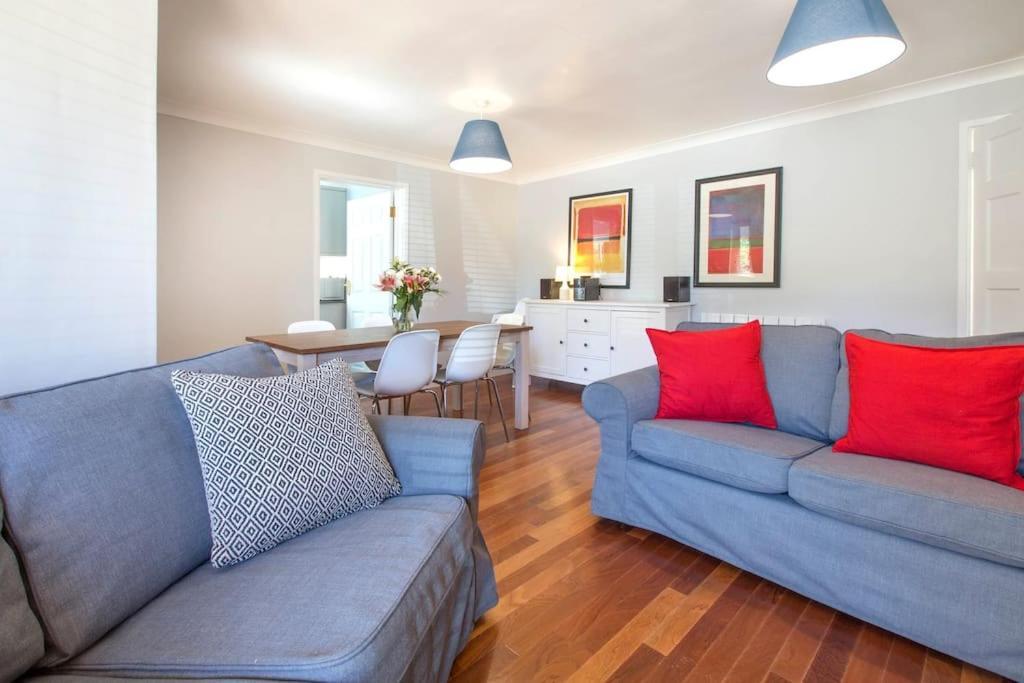 Cosy Modern Oxford Apartment Exterior foto