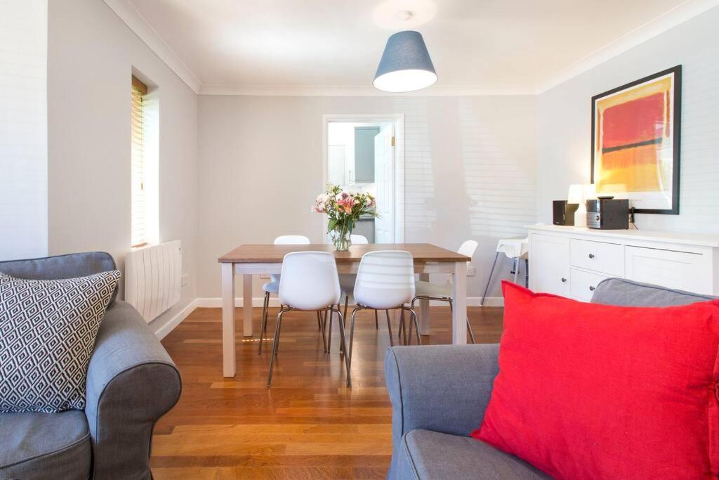 Cosy Modern Oxford Apartment Exterior foto